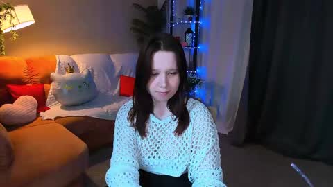Snapshot of mooonlightsky chatting on 05-14-26, 06:04 Charli online show from 05-14-26, 06:04