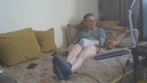 Snapshot of moovurey16 chatting on 03-11-25, 08:30 Alex online show from 03-11-25, 08:30