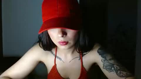 Snapshot of mor_tokens_mor_hot chatting on 01-10-25, 11:08 Sebas y Gaby online show from 01-10-25, 11:08