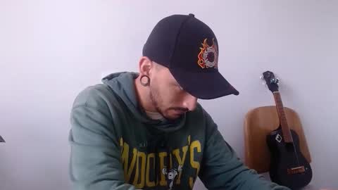 Snapshot of morbidangel08 chatting on 05-10-26, 04:45 Abelardo online show from 05-10-26, 04:45