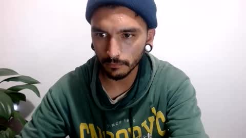 Snapshot of morbidangel08 chatting on 05-21-26, 02:29 Abelardo online show from 05-21-26, 02:29