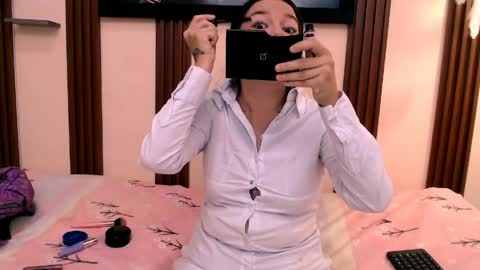 alexia online show from 04-18-26, 07:40