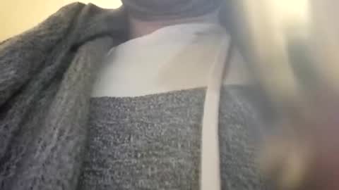 Snapshot of morenikoo26 chatting on 03-21-26, 02:49 morenikoo26 online show from 03-21-26, 02:49