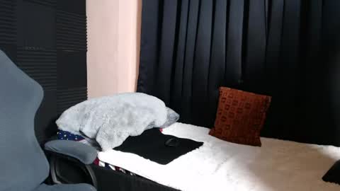 morenojake online show from 04-12-26, 12:54