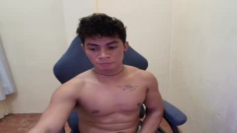 Snapshot of morenojake chatting on 07-13-26, 02:25 morenojake online show from 07-13-26, 02:25