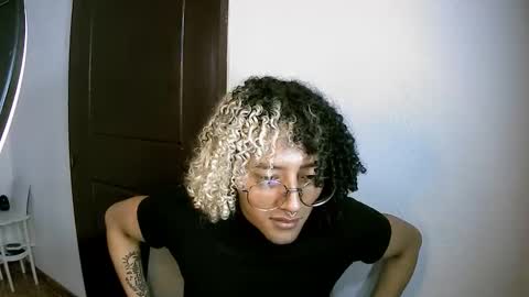 Danny  online show from 12-19-25, 03:08