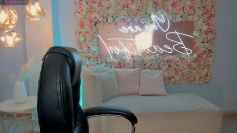 Morgan Hicks online show from 02-11-26, 07:19