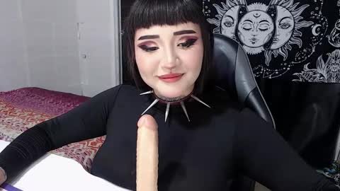 Morgan Moon online show from 10-28-25, 11:07