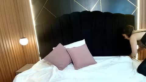 Snapshot of moriahstorm chatting on 02-21-26, 12:17 Moriah online show from 02-21-26, 12:17