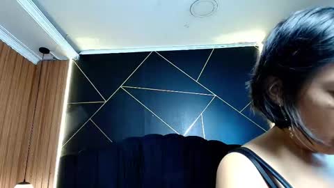 Snapshot of moriahstorm chatting on 02-24-26, 12:36 Moriah online show from 02-24-26, 12:36