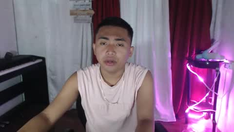 Loo online show from 10-19-25, 12:44
