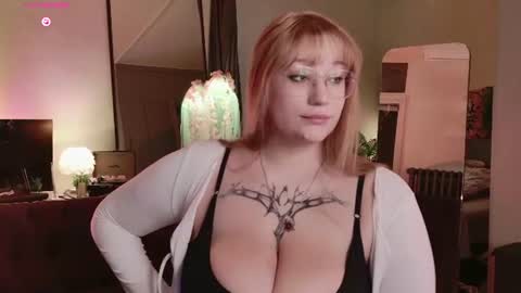 Snapshot of morvelyn chatting on 07-14-26, 09:31 morvelyn online show from 07-14-26, 09:31