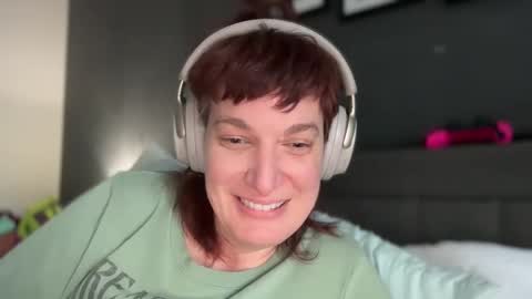 Mossy Mommy online show from 02-17-25, 10:36