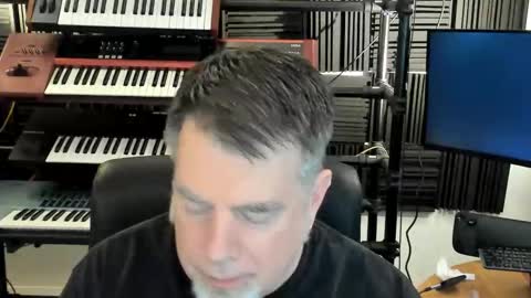 Snapshot of mostly_unbothered chatting on 11-11-25, 09:42 mostly_unbothered online show from 11-11-25, 09:42