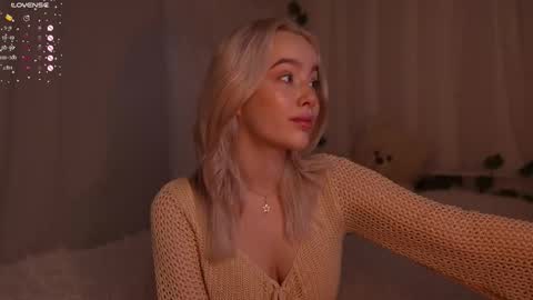 Snapshot of mother__of__dragons chatting on 09-14-25, 10:09 Deni and Jett my weekly schedule online show from 09-14-25, 10:09