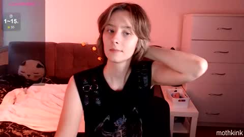 mothkink Moth  -  online show from 10-27-25, 02:54