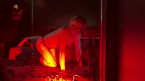 Snapshot of motobunny_sea chatting on 03-02-26, 05:08 MotoBunny online show from 03-02-26, 05:08