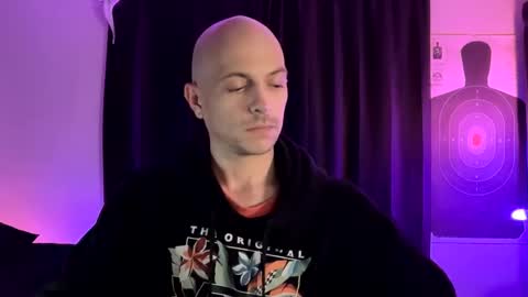 mount_vesuvius online show from 11-24-25, 11:32