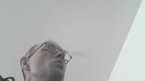 Snapshot of moviem1978 chatting on 03-01-26, 03:47 Frederik online show from 03-01-26, 03:47