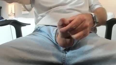 Snapshot of mppnddy chatting on 10-28-25, 06:21 Daddy online show from 10-28-25, 06:21