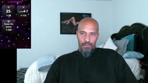 Snapshot of mr___good chatting on 12-05-24, 03:37 Mr. Good and Ms. Plenty online show from 12-05-24, 03:37