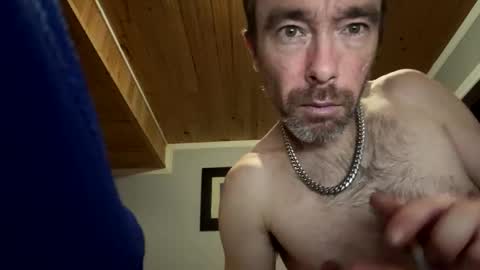 Snapshot of mr_a420 chatting on 01-10-26, 10:28 mr_a420 online show from 01-10-26, 10:28