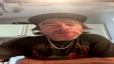 Snapshot of mr_a420 chatting on 07-05-26, 10:28 mr_a420 online show from 07-05-26, 10:28