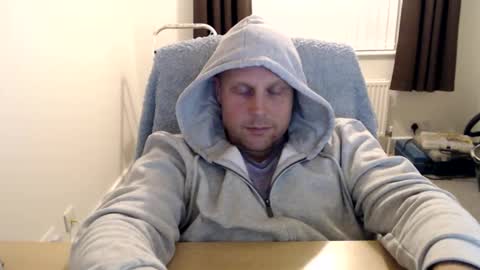 Snapshot of mr_baldy chatting on 10-04-25, 10:08 Mr Baldy Likes to Chat online show from 10-04-25, 10:08