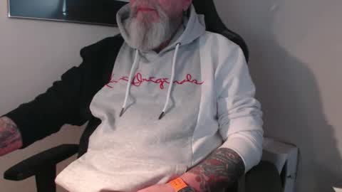 Snapshot of mr_boombastic2021 chatting on 04-04-26, 08:45 mr_boombastic2021 online show from 04-04-26, 08:45