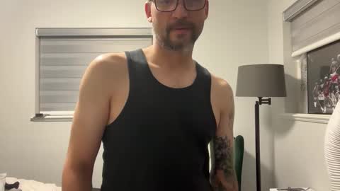 Snapshot of mr_halfling chatting on 06-08-26, 11:21 mr_halfling online show from 06-08-26, 11:21