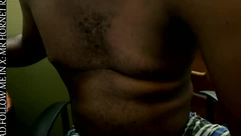 Snapshot of mr_hornet_rad chatting on 05-17-26, 04:14 mr_hornet_rad online show from 05-17-26, 04:14