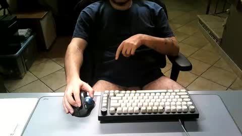 mr_kaa online show from 04-12-26, 06:57