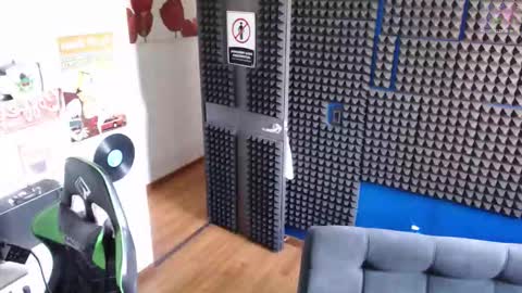 Call me Angel please online show from 12-15-25, 04:44