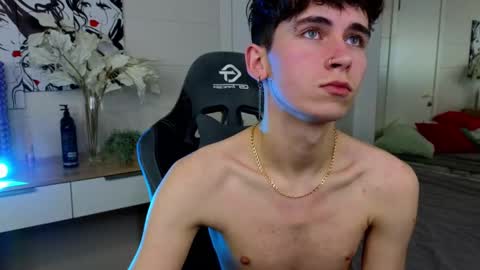 Snapshot of mr_lucky_guy chatting on 02-05-25, 12:53 Kris online show from 02-05-25, 12:53