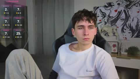 Snapshot of mr_lucky_guy chatting on 03-08-25, 07:42 Kris online show from 03-08-25, 07:42