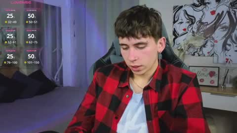 Snapshot of mr_lucky_guy chatting on 03-09-25, 06:32 Kris online show from 03-09-25, 06:32