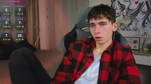 Snapshot of mr_lucky_guy chatting on 03-09-25, 09:36 Kris online show from 03-09-25, 09:36