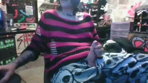 Snapshot of mr_master_sir chatting on 04-19-26, 06:46 mr_master_sir online show from 04-19-26, 06:46