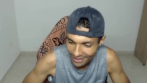 Snapshot of mr_max__ chatting on 11-08-25, 12:49 Max online show from 11-08-25, 12:49