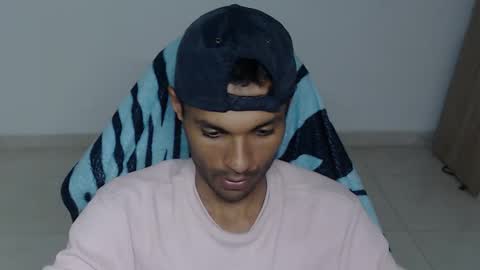 Max online show from 11-10-25, 05:12