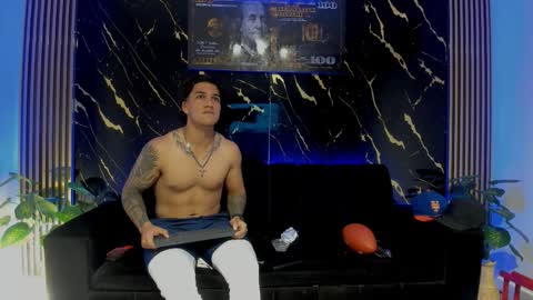 mr_maximo online show from 02-20-26, 03:25