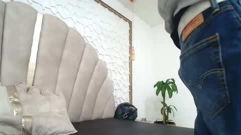 Mr Porn  online show from 06-08-26, 04:13