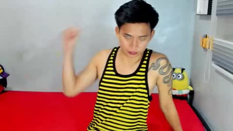 KYLE online show from 10-22-25, 11:43