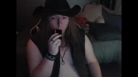 mr_strawberry online show from 12-18-25, 04:40