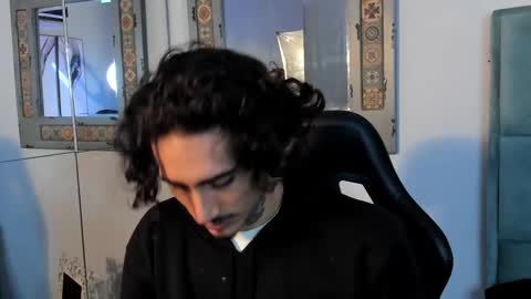 MR online show from 11-03-25, 02:46