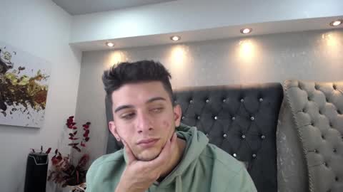 Snapshot of mr_williseo chatting on 01-30-25, 08:10 williseo online show from 01-30-25, 08:10