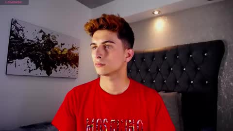 Snapshot of mr_williseo chatting on 01-17-26, 07:39 williseo online show from 01-17-26, 07:39