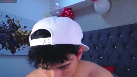 Snapshot of mr_williseo chatting on 02-03-26, 08:25 williseo online show from 02-03-26, 08:25