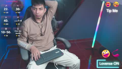 Snapshot of mralpha_latino chatting on 06-09-26, 06:25 Alpha LATINO online show from 06-09-26, 06:25