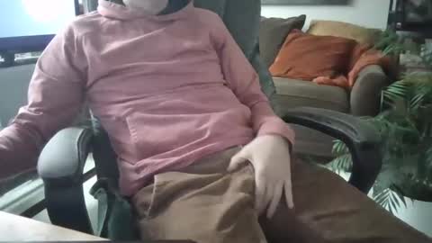 MrMcCray online show from 12-20-24, 04:25
